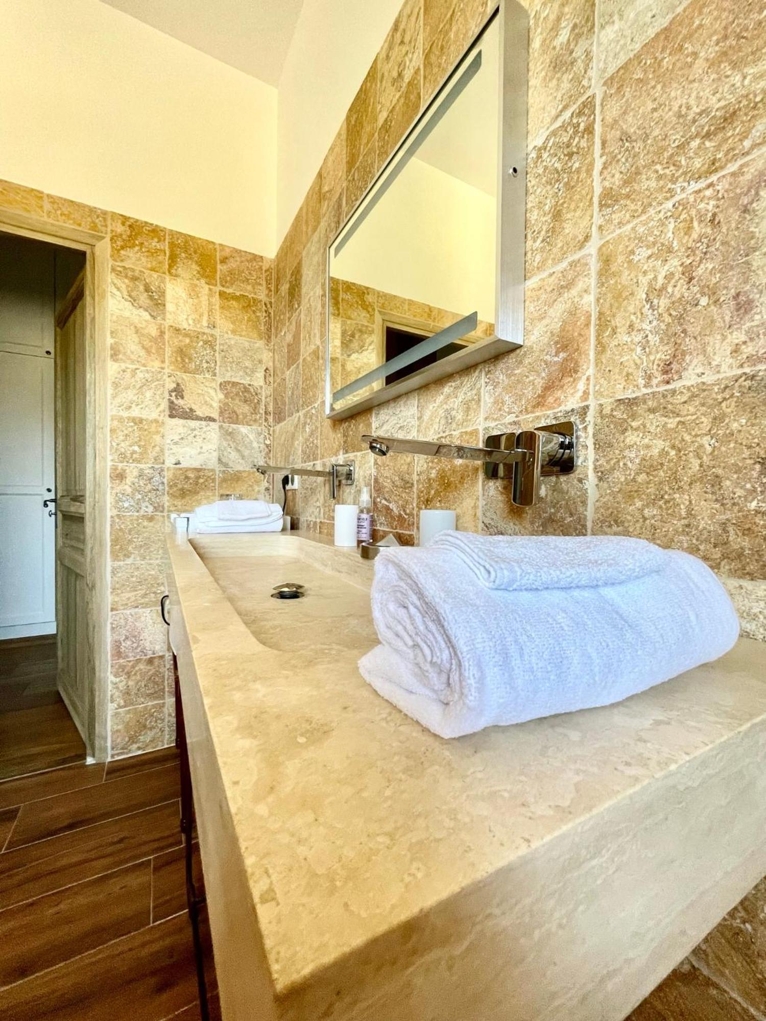 La Soleillade Aixoise Bed & Breakfast Aix-en-Provence Phòng bức ảnh